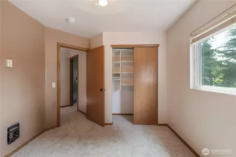 10811 10th Dr SE, Everett, WA 98208 photo 16