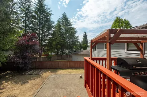 10811 10th Dr SE, Everett, WA 98208 photo 5