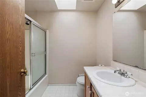 10811 10th Dr SE, Everett, WA 98208 photo 28