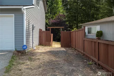 10811 10th Dr SE, Everett, WA 98208 photo 29
