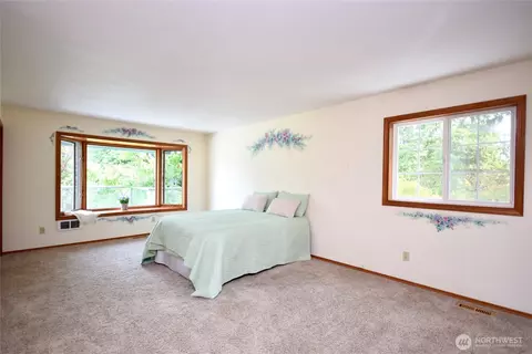 Bedroom - 2422 W Sequim Bay Rd, Sequim, WA 98382 photo 1 of 3