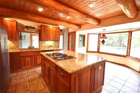 Kitchen - 2422 W Sequim Bay Rd, Sequim, WA 98382 photo 3 of 4