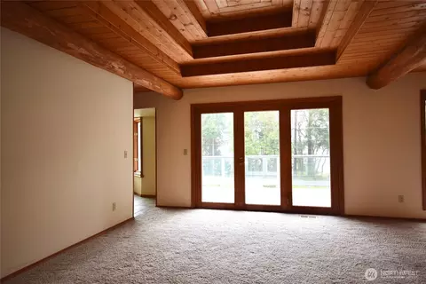 Living - 2422 W Sequim Bay Rd, Sequim, WA 98382 photo 1 of 7