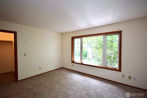 Bedroom - 2422 W Sequim Bay Rd, Sequim, WA 98382 photo 2 of 3