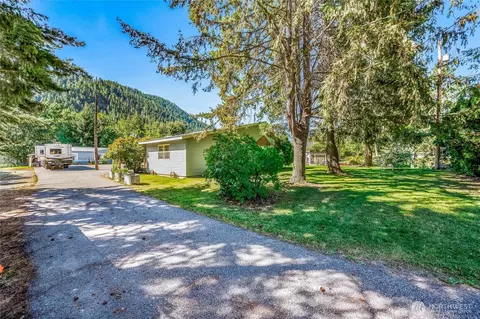 7569 Us Hwy 97, Peshastin, WA 98847