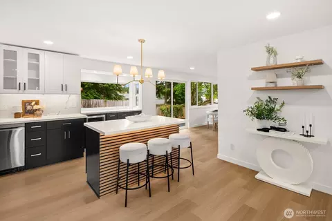 Kitchen - 21807 3rd Pl W, Bothell, WA 98021 photo 1 of 4