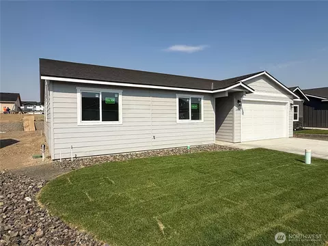 2425 Noah St SE, East Wenatchee, WA 98802