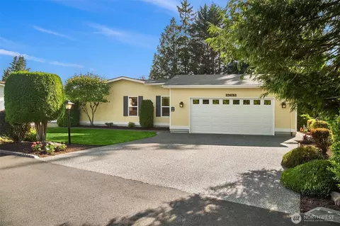 Exterior - 23632 9th Pl W, Bothell, WA 98021 photo 6 of 9