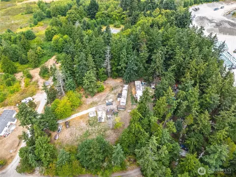 222 Moonstone Pl, Oak Harbor, WA 98277