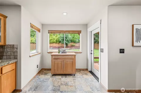 Entry Way - 15017 148th Avenue Ct E, Orting, WA 98360 photo 4 of 6
