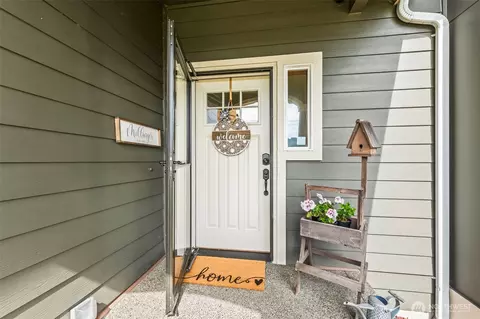 Entry Way - 15017 148th Avenue Ct E, Orting, WA 98360 photo 1 of 6