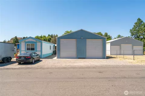 57862 Cardinal Rd, Grand Coulee, WA 99133