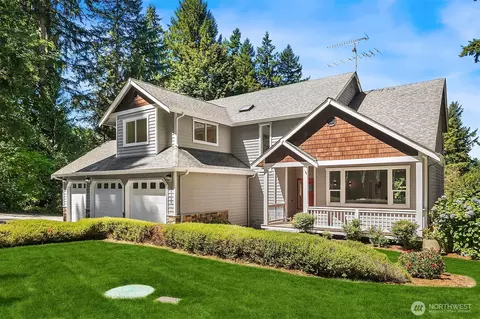 16520 NE 180th Pl, Woodinville, WA 98072