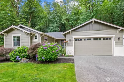 33084 NE 52nd St, Carnation, WA 98014