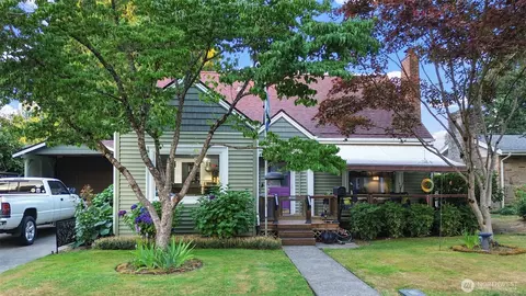 3114 Hoadly St SE, Olympia, WA 98501