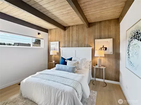 Bedroom - 324 Valley Ave E, Sumner, WA 98390 photo 3 of 4