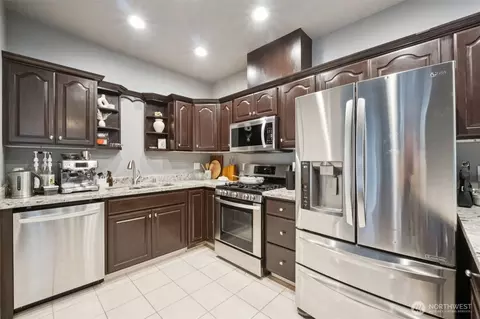 2750 Diamond Loop #E, Milton, WA 98354 photo 12