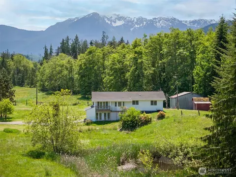4606 S Doss Rd, Port Angeles, WA 98362