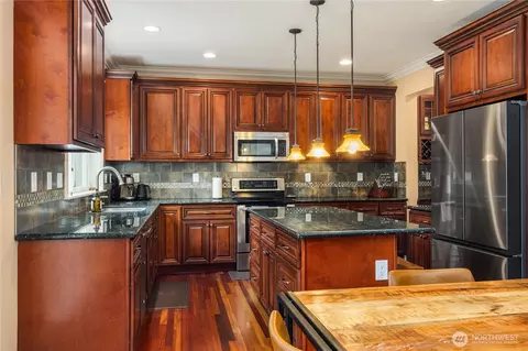 Kitchen - 12320 219th Pl SE, Snohomish, WA 98296 photo 1 of 3