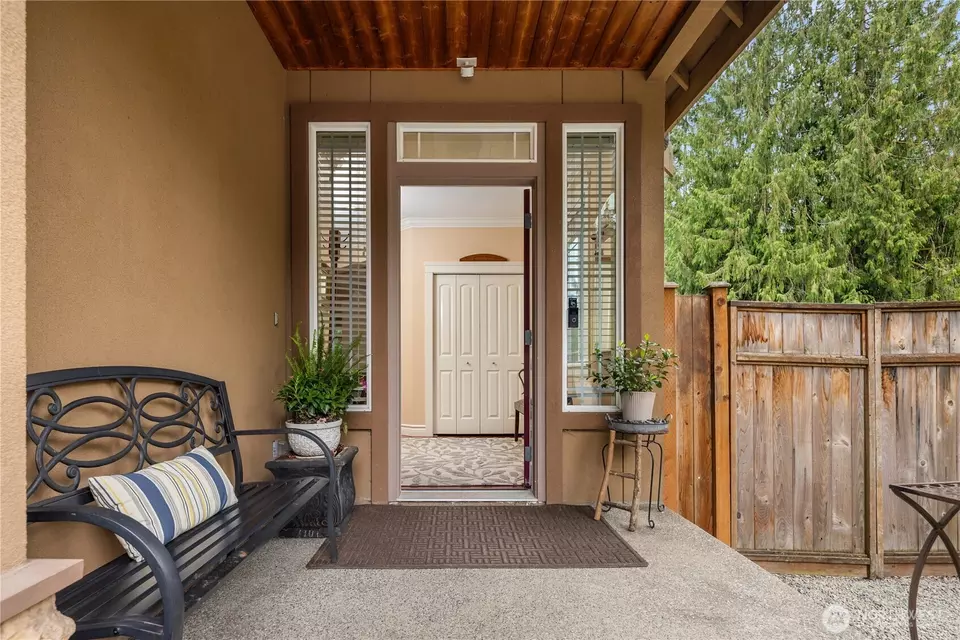 Entry Way - 12320 219th Pl SE, Snohomish, WA 98296 photo 4 of 4