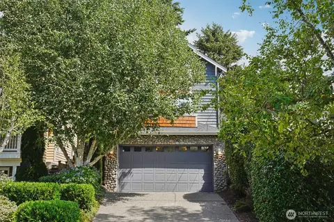9020 Burke Ave N, Seattle, WA 98103