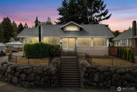 4232 Rucker Ave, Everett, WA 98203 photo 2