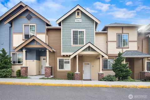 5903 185th Ct NE #7-107, Redmond, WA 98052