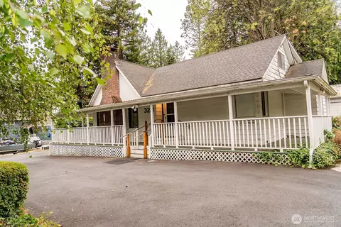 3231 Virginia Way, Longview, WA 98632