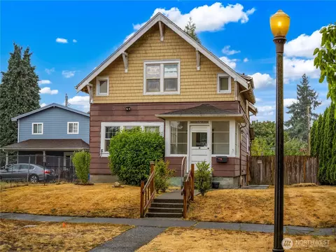 924 S Grant Ave, Tacoma, WA 98405