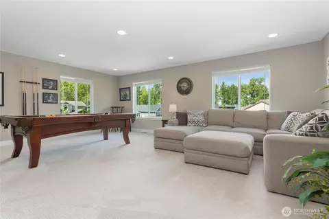 5547 Old Settler Dr, Ferndale, WA 98248