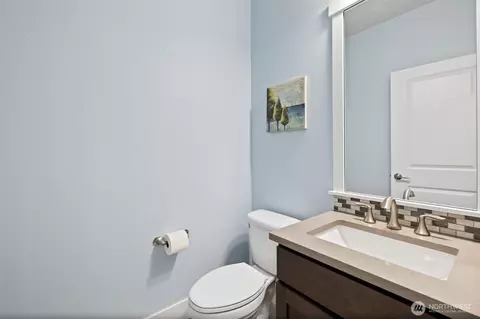 Bath - 15708 220th St SE, Monroe, WA 98272 photo 1 of 4