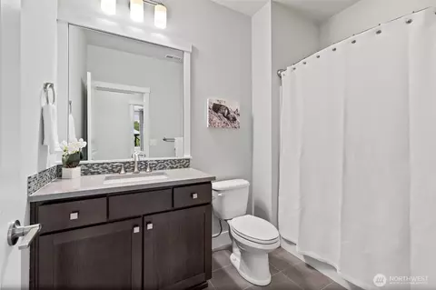 Bath - 15708 220th St SE, Monroe, WA 98272 photo 2 of 4