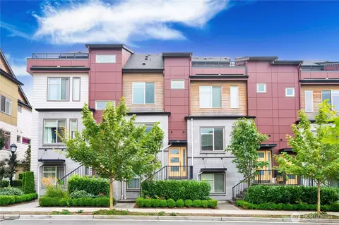 561 NEllis Dr, Issaquah, WA 98027