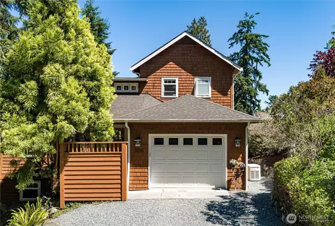 3235 Fox Spit Rd, Langley, WA 98260