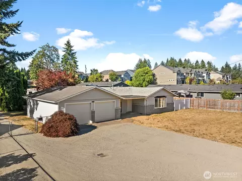 9005 128th St E, Puyallup, WA 98373