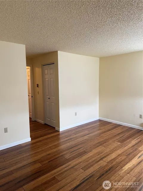 Living - 500 W Bowman Ct, Sequim, WA 98382 photo 5 of 6