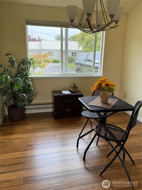 Dining - 500 W Bowman Ct, Sequim, WA 98382 photo 1 of 3