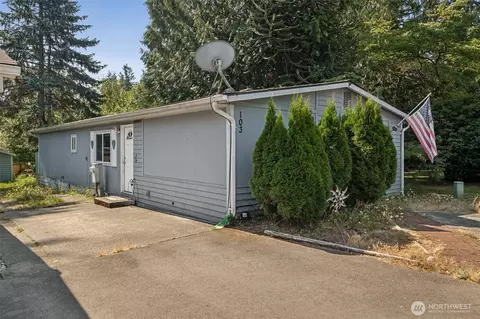 20406 Little Bear Creek Rd #103, Woodinville, WA 98072