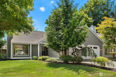 4636 190th Ave SE, Issaquah, WA 98027
