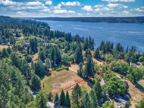 14511 Westside Hwy SW, Vashon, WA 98070