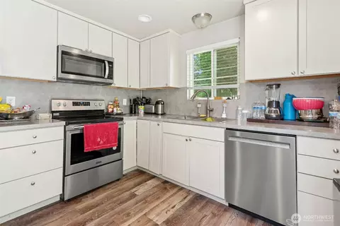 Kitchen - 12209 11th Pl W, Everett, WA 98204 photo 2 of 3