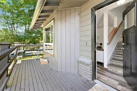 Entry Way - 12209 11th Pl W, Everett, WA 98204 photo 1 of 2