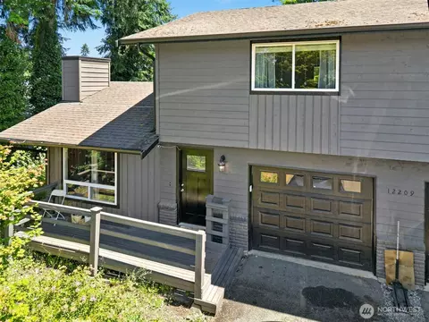 Exterior - 12209 11th Pl W, Everett, WA 98204 photo 1 of 8