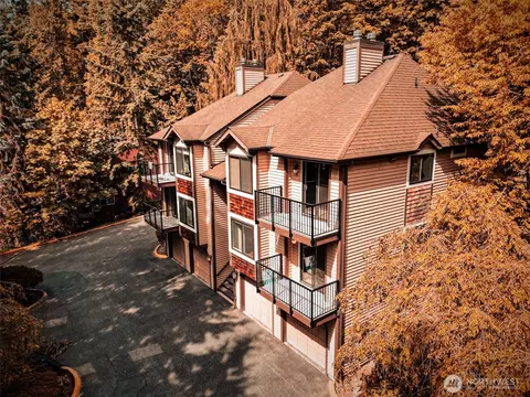 17424 NE 88th Pl #B24, Redmond, WA 98052