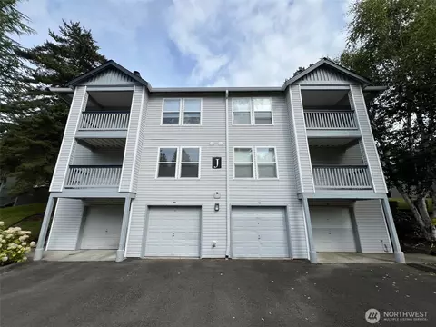 33020 10th Ave SW #J302, Federal Way, WA 98023