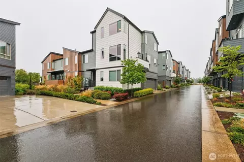32742 Hemlock Ave SE, Black Diamond, WA 98010