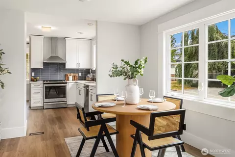 Dining - 2800 E Thomas St, Seattle, WA 98112 photo 2 of 2