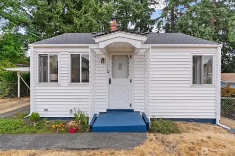 1110 SW 116th St, Seattle, WA 98146