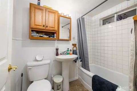 Bath - 31580 E 3rd St, Lyman, WA 98263 photo 1 of 1