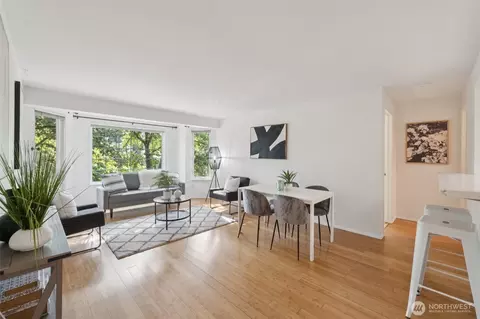 1115 16th Ave #3, Seattle, WA 98122